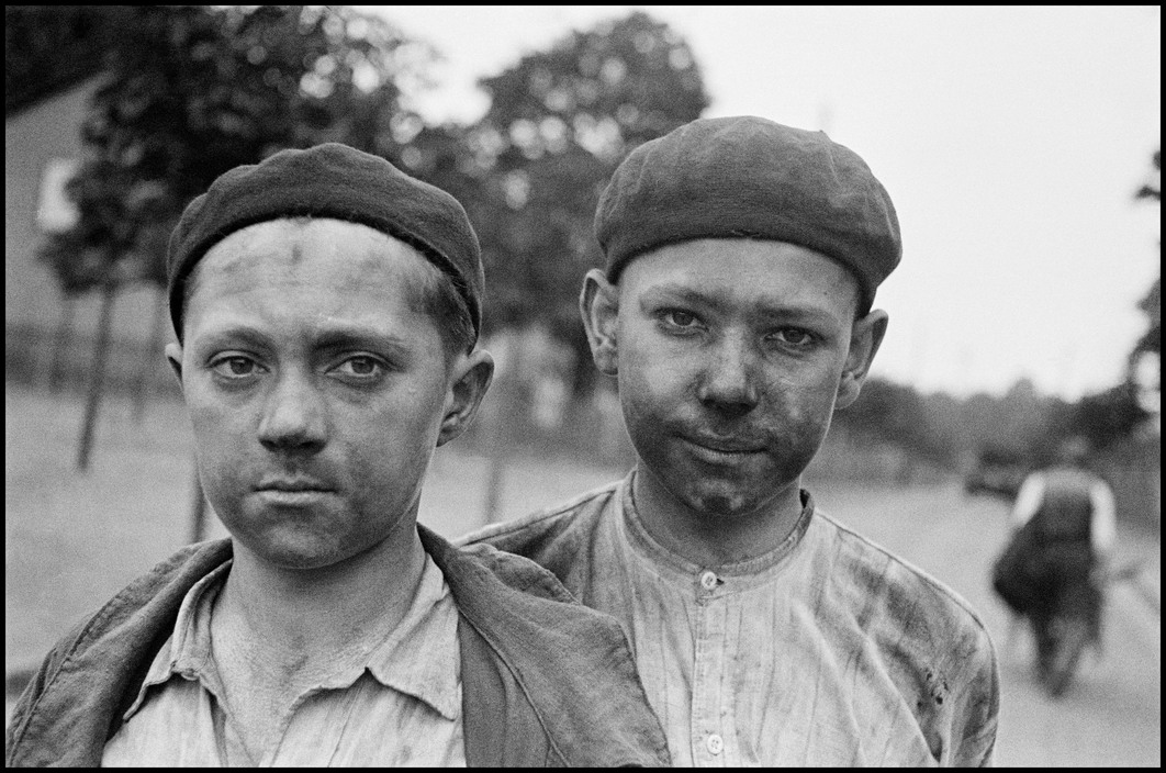 Front Populaire • David Seymour • Magnum Photos