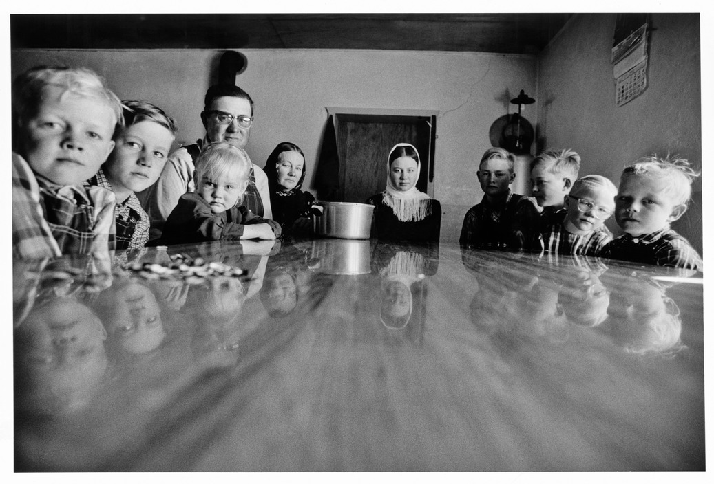 The Mennonites　Larry Towell　ラリー・ターウェル写真集 The Mennonites A biographical sketch ラリー・ターウェル写真集