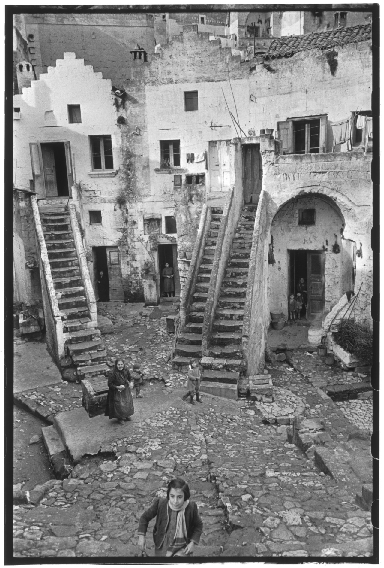 Henri Cartier Bresson In Matera Henri Cartier Bresson Magnum Photos